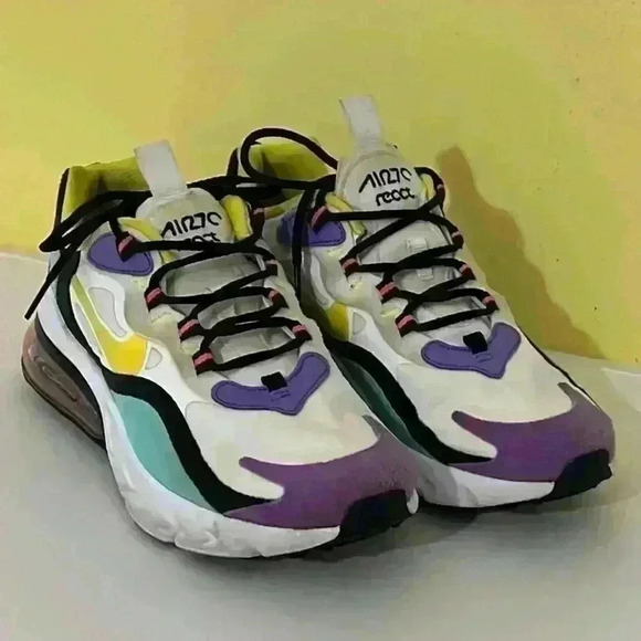 Nike Air Max 270 React Geometric Abstract 5Y - Picture 1 of 11